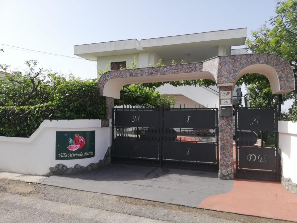 Villa Miriade B&B Paestum Eksteriør billede