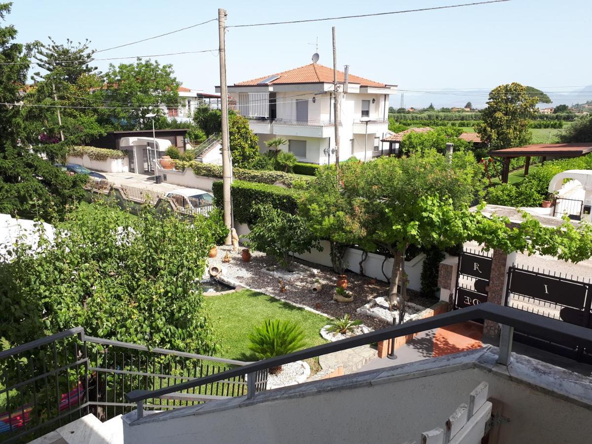 Villa Miriade B&B Paestum Eksteriør billede
